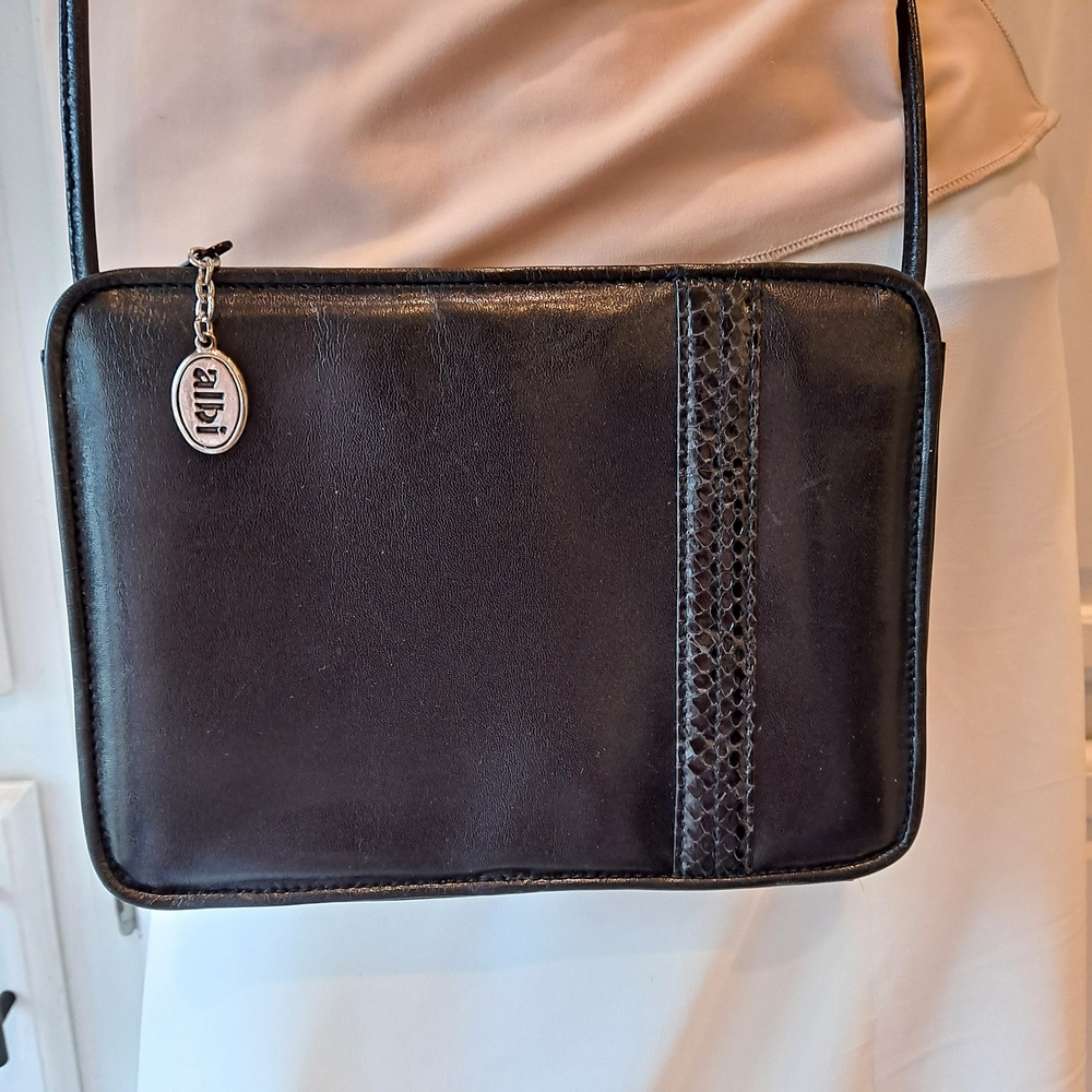 Albi Vintage 80s Black Leather Crossbody Bag with Textured Detail